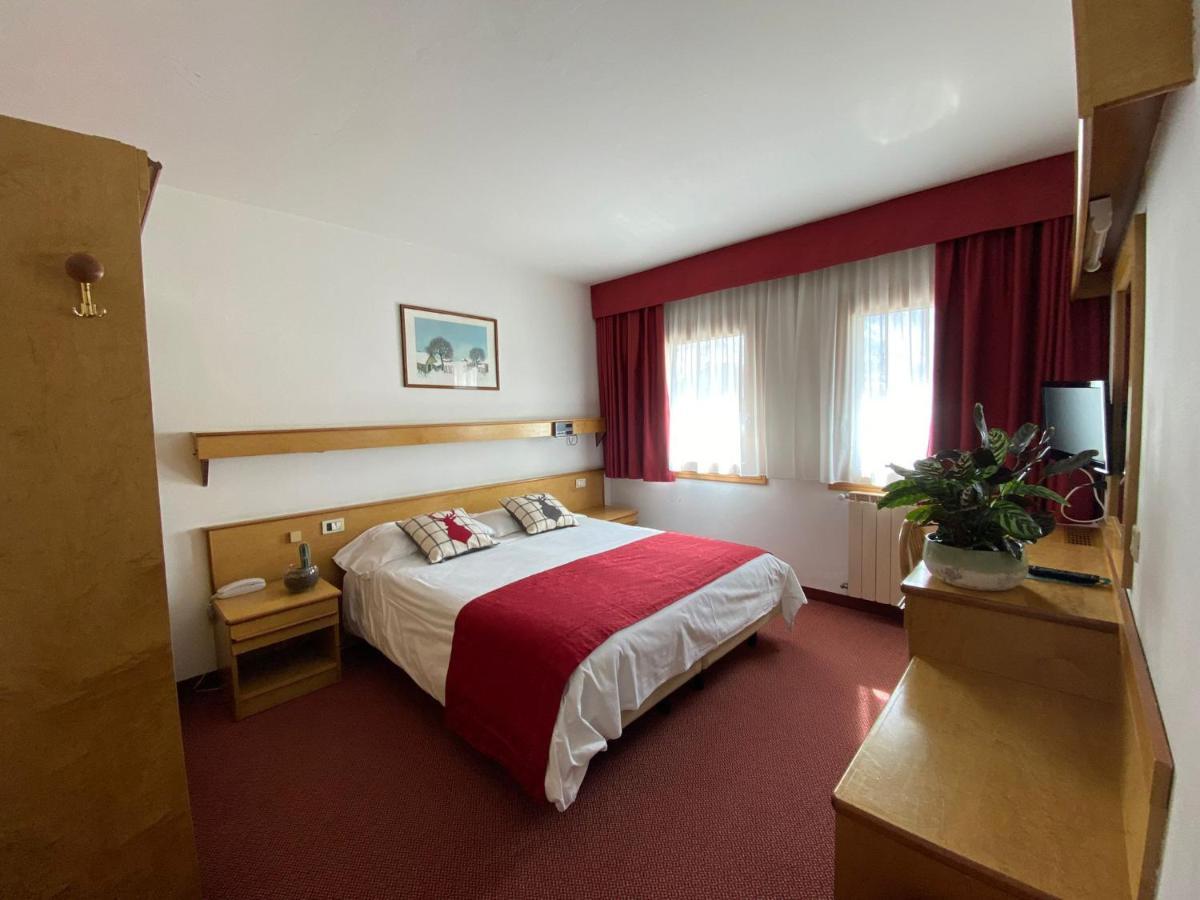 Grand Hotel Miramonti Passo del Tonale Phòng bức ảnh