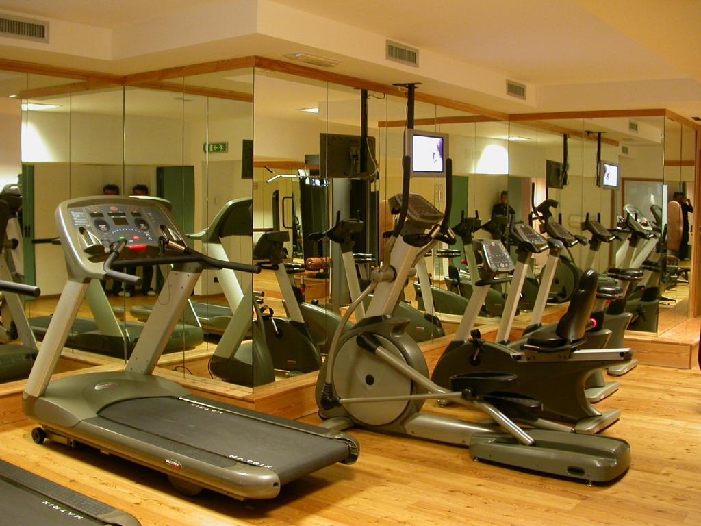 Grand Hotel Miramonti Passo del Tonale Ngoại thất bức ảnh